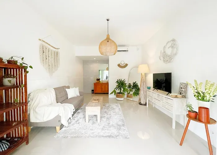 2 Bedroom Kuncara With Private Pool チャングー